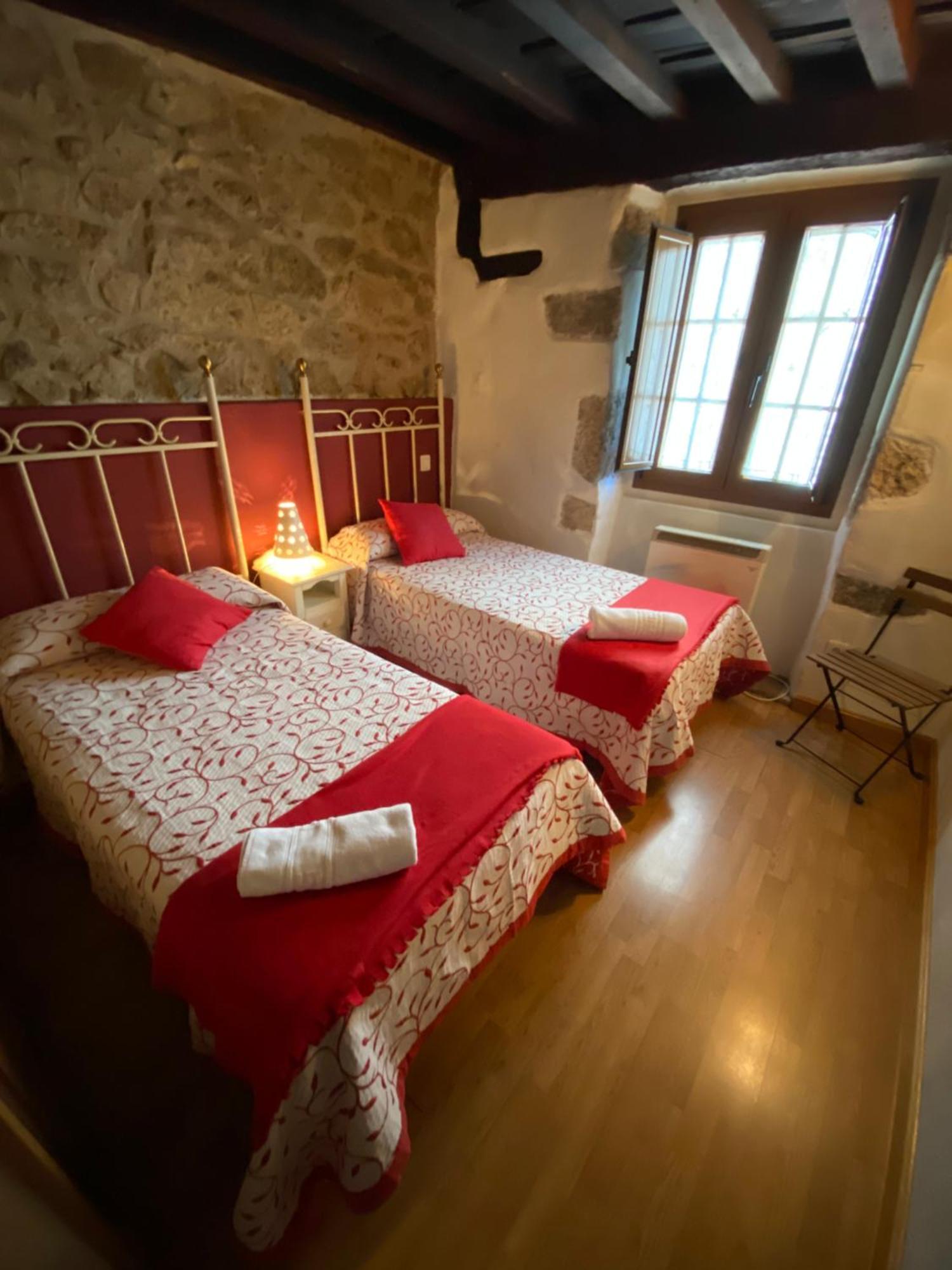 Apartamentos Rurales La Antigua Fonda Канделарио Екстериор снимка